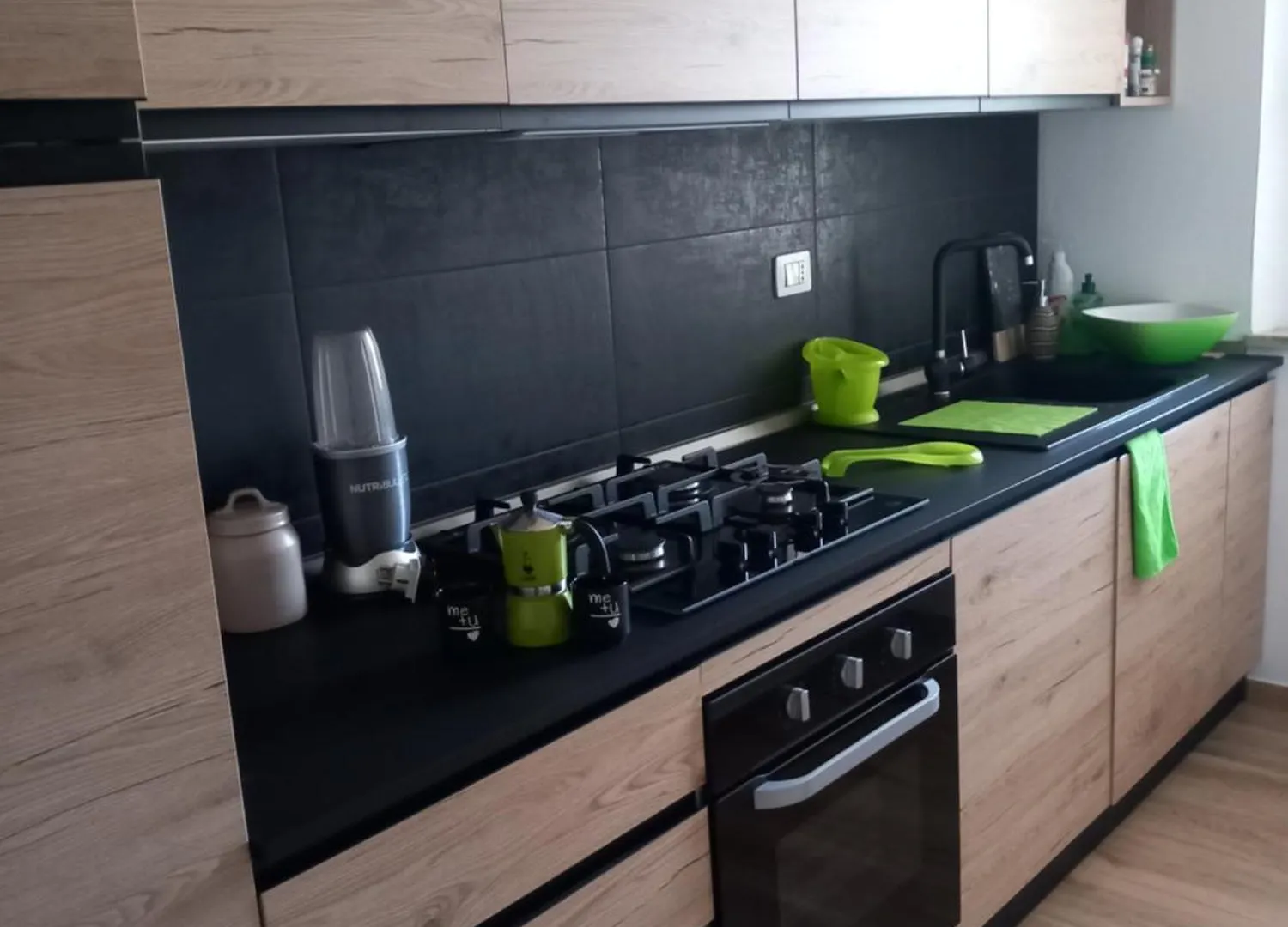 Luxury Garden Flat Apartment Carbonia